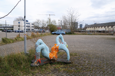 909653 Gezicht op het terrein van de voormalige werkplaatsen van de Nederlandse Spoorwegen aan de 2e Daalsedijk te ...